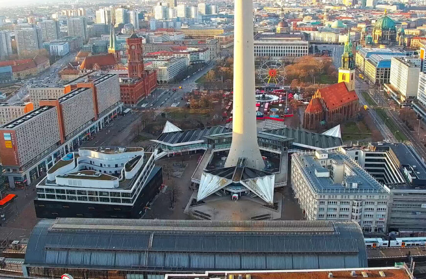 Alexanderplatz Berlin – Live Streaming Webcam